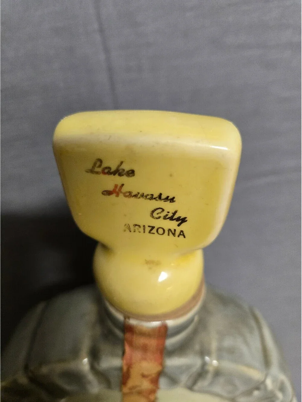 Vintage 1971 Jim Beam London Bridge Ceramic Decanter